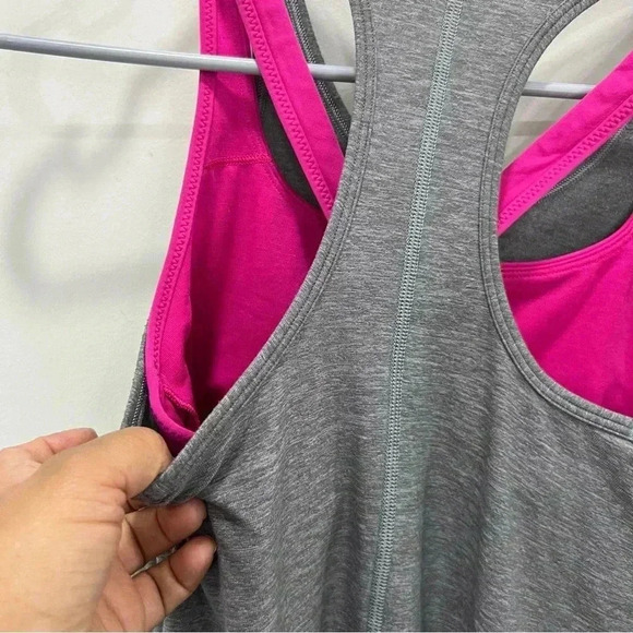Lululemon Inspiration Tank II Heathered Slate/Jeweled Magenta Size 6 - Picture 4 of 9